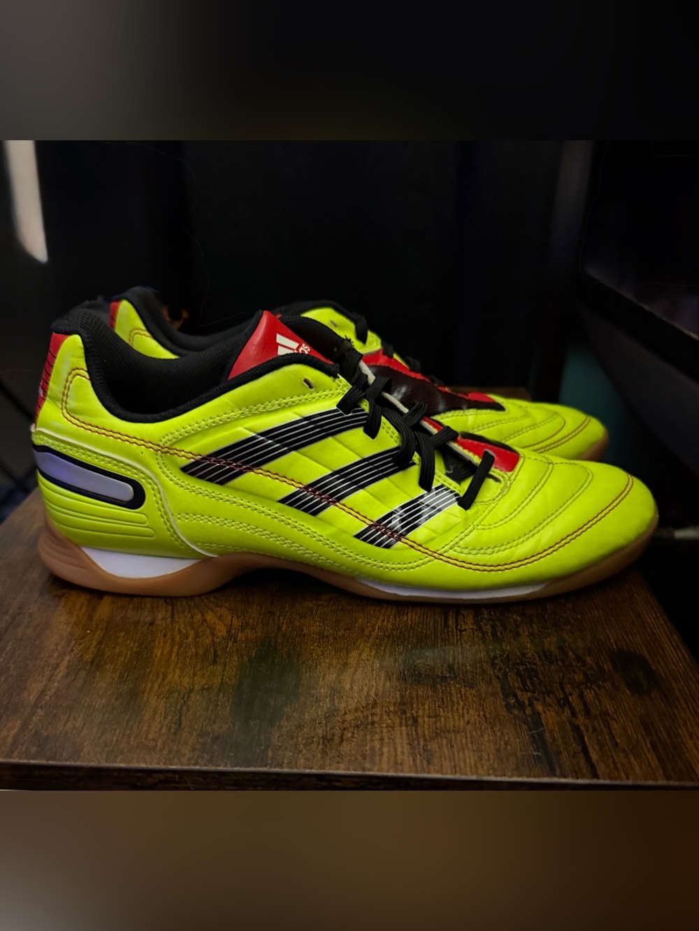Women’s Adidas Predator Absolado X Indoor Soccer Shoes sz 7
